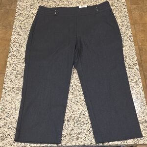 JM Collection Dark Gray Capri Pants